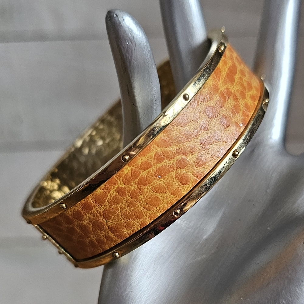 Vintage Faux Leather Bangle Bracelet. Bangle Bracelet.